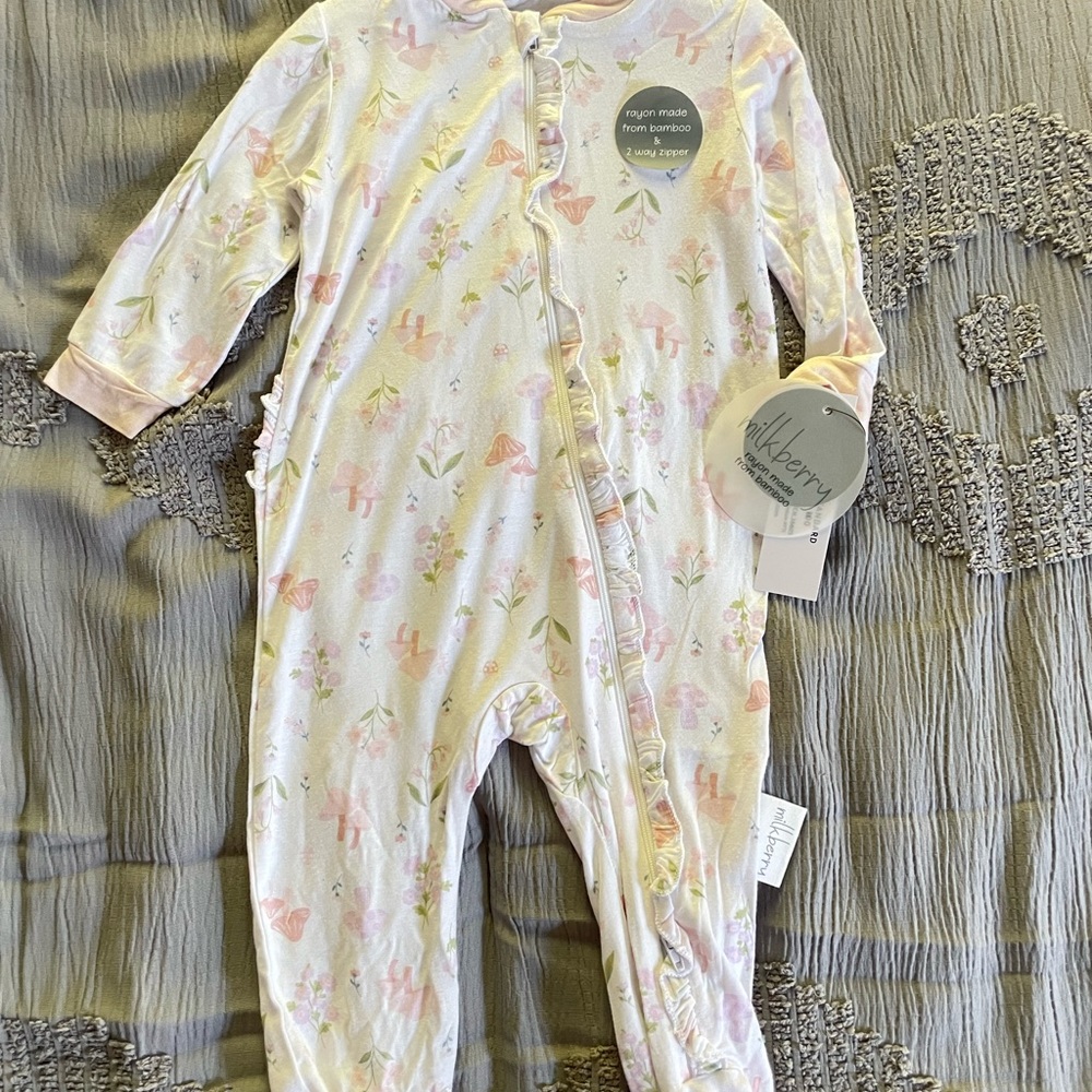 Milkberry bamboo sleeper